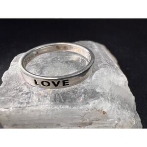 Sterling Silver LOVE Band Ring Size 7 – Stamped 925 IBB TH